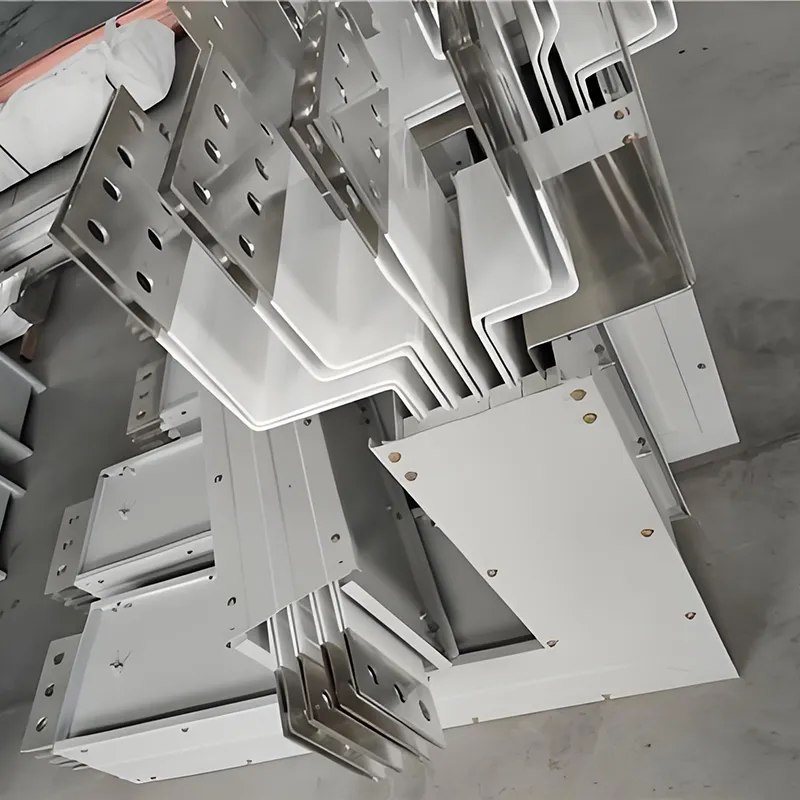 কপার কন্ডাক্টর স্যান্ডউইচ বাসওয়ে