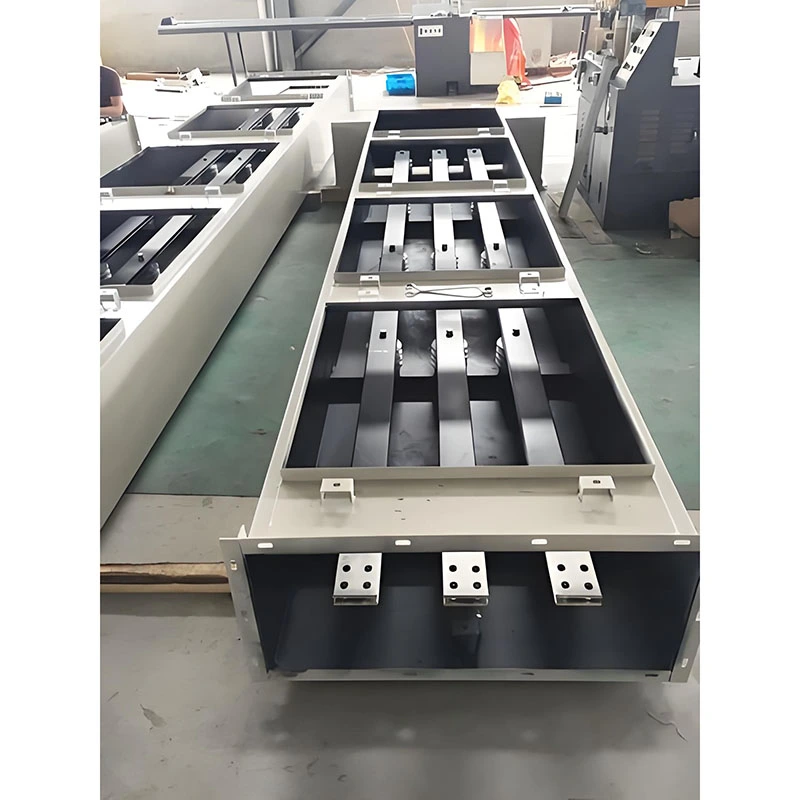 ইস্পাত-ঘেরা উচ্চ ভোল্টেজ বাস নালী